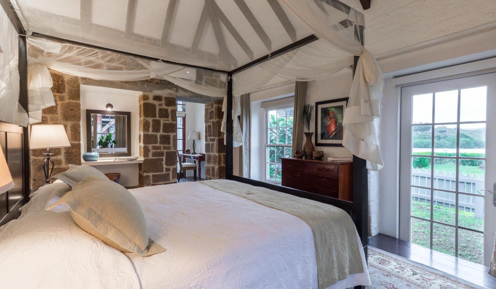 Admiral'S Inn And Gunpowder Suites English Harbour Bagian luar foto