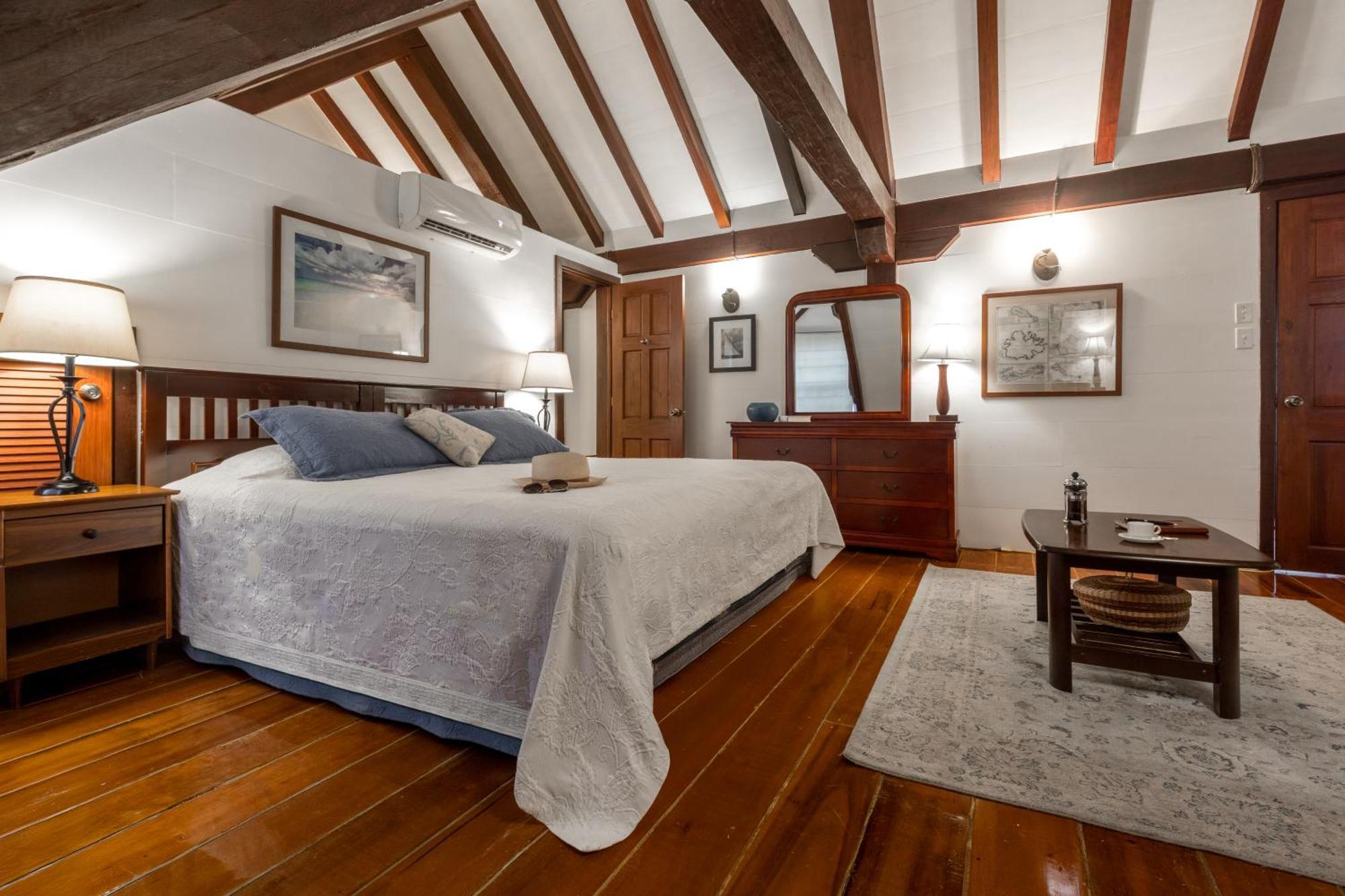 Admiral'S Inn And Gunpowder Suites English Harbour Bagian luar foto
