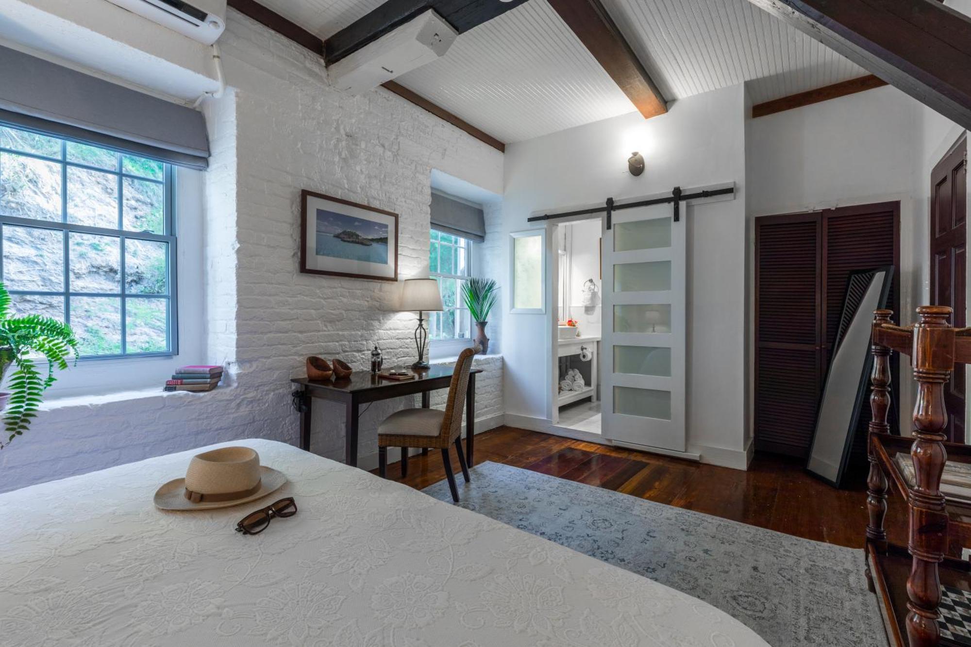Admiral'S Inn And Gunpowder Suites English Harbour Bagian luar foto