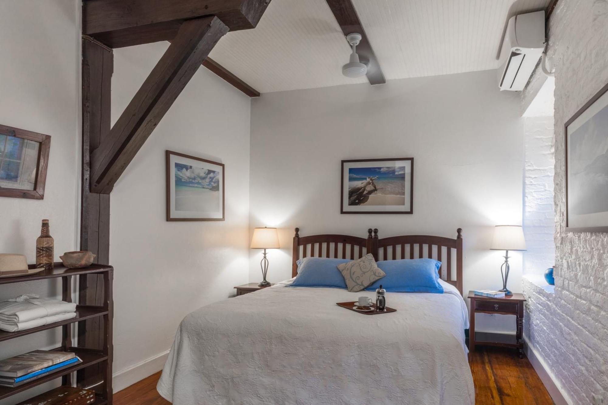 Admiral'S Inn And Gunpowder Suites English Harbour Bagian luar foto