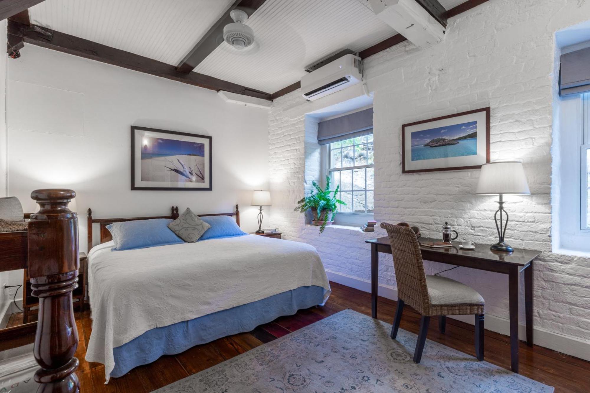Admiral'S Inn And Gunpowder Suites English Harbour Bagian luar foto